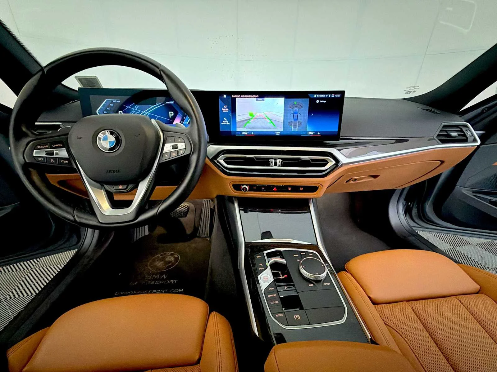 2024 BMW 3 Series 330i - Photo 15