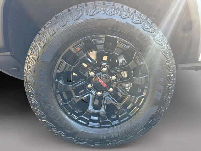 Used 2026 White GMC Elevation image 9