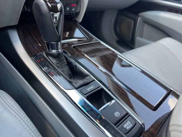Used 2016 Graphite Luster Metallic Acura Base image 19