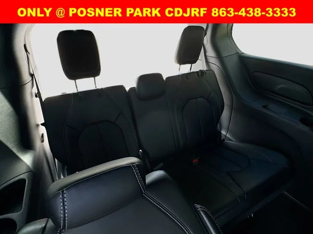 New 2026 Bright White Clear-Coat Exterior Paint Chrysler  image 26