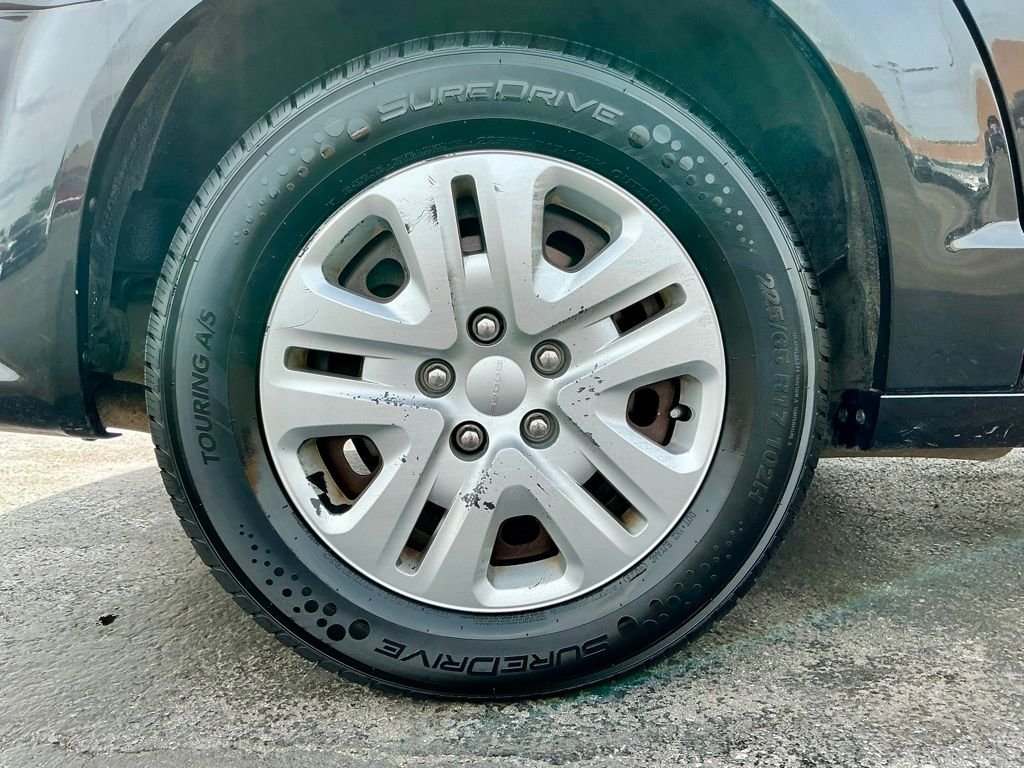 Used 2018 Black Dodge SE image 20