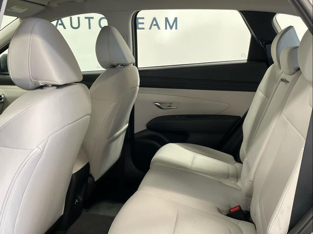 New 2026 Atlantis Blue Hyundai SE AWD image 14