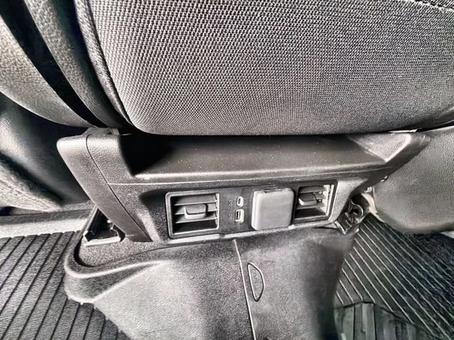 Used 2024 Summit White Chevrolet LT image 20