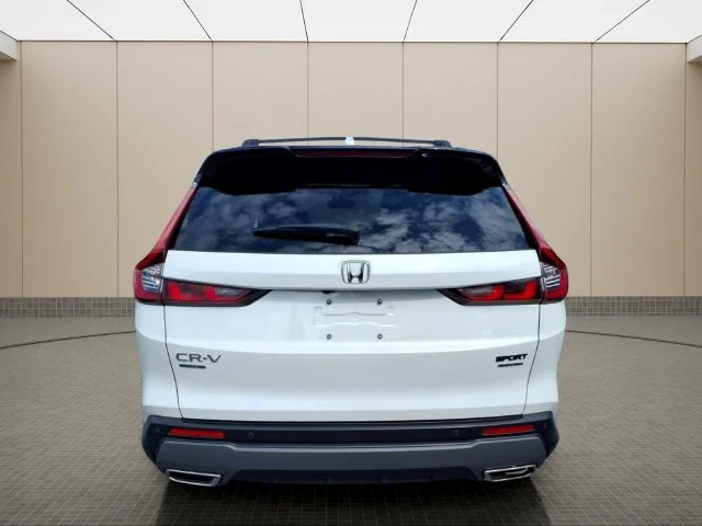 Used 2025 White Honda Sport Touring image 10