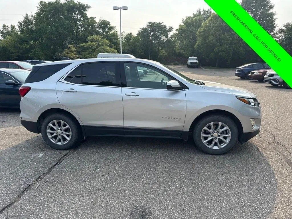 Used 2020 Silver Ice Metallic Chevrolet LT image 7