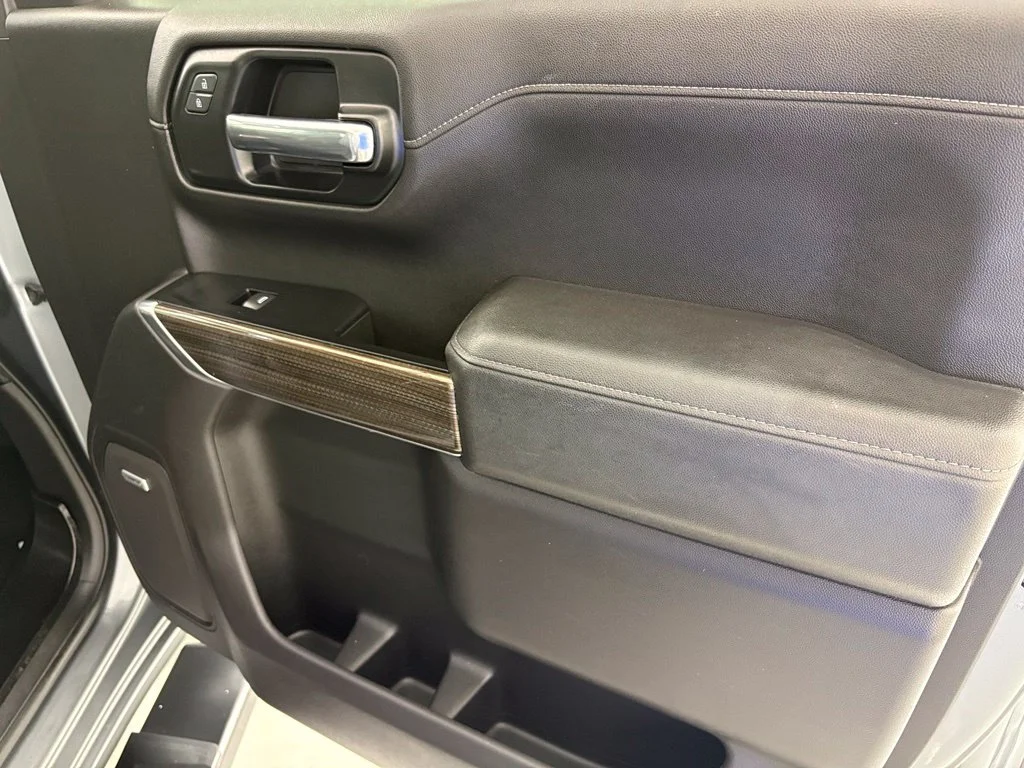 Used 2020 Gray Chevrolet RST image 49