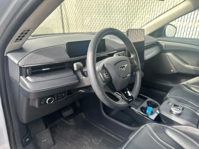 Used 2023 White Ford Premium image 12