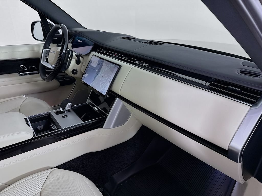 New 2026 Batumi Gold Land Rover SE image 29