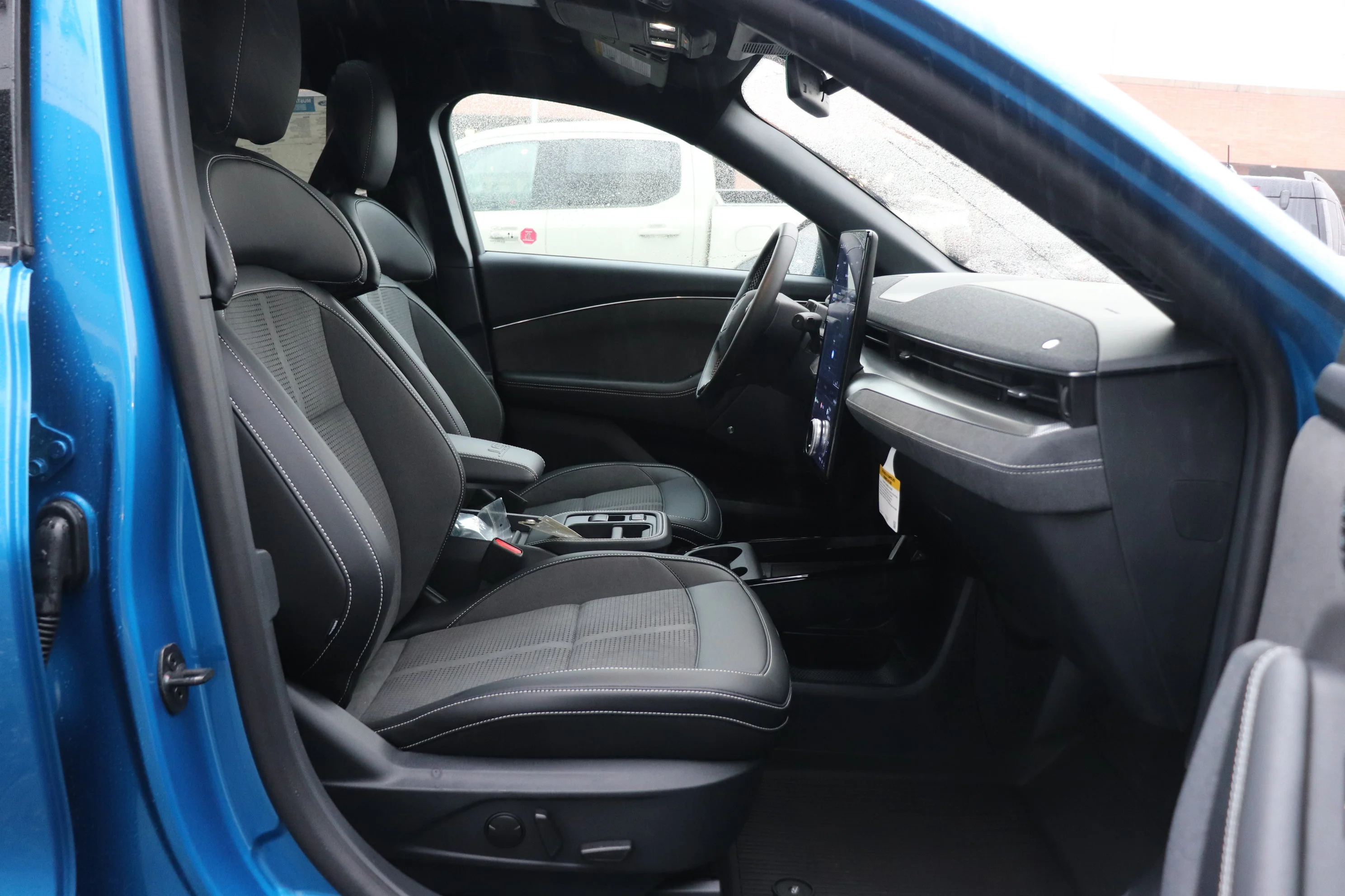 New 2026 VELOCITY BLUE METALLIC Ford GT image 8