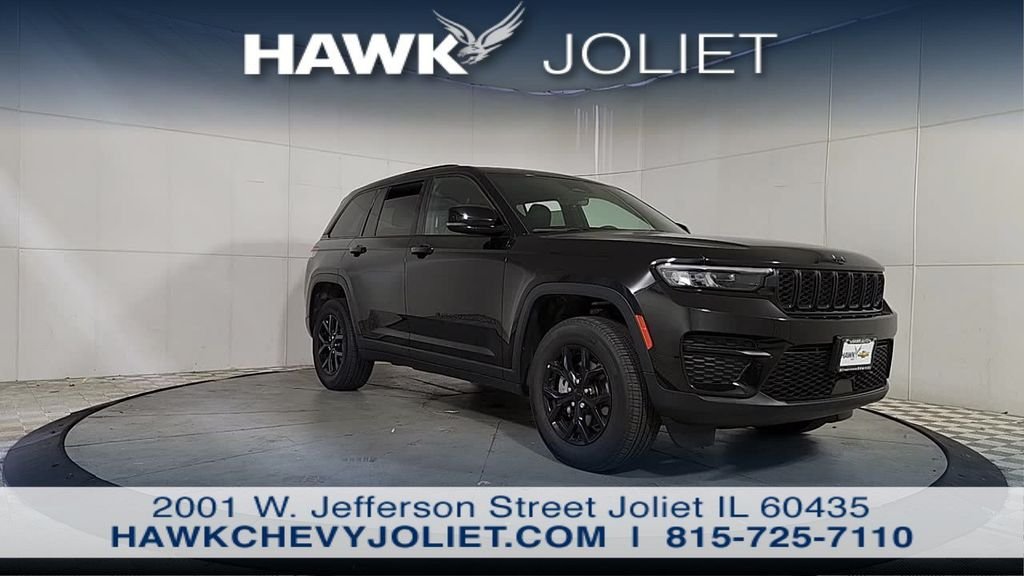 Used 2025 Black Jeep Altitude image 2