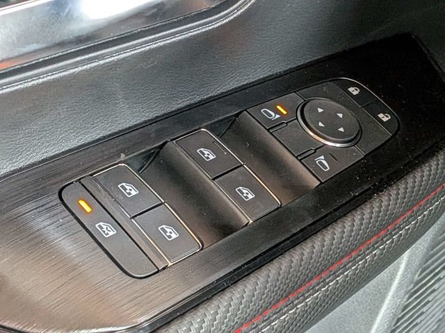 New 2026 Canyon Bronze Metallic Nissan SR image 22