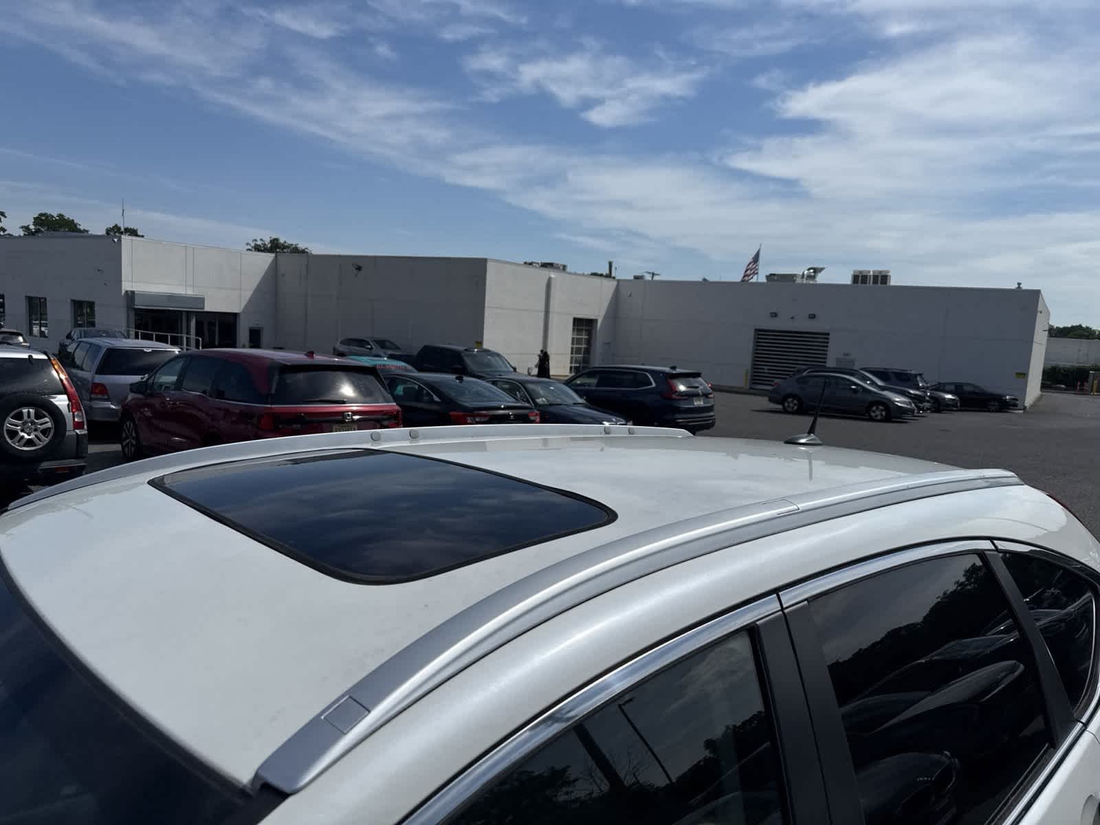 Used 2014 White Diamond Pearl Honda EX-L image 13
