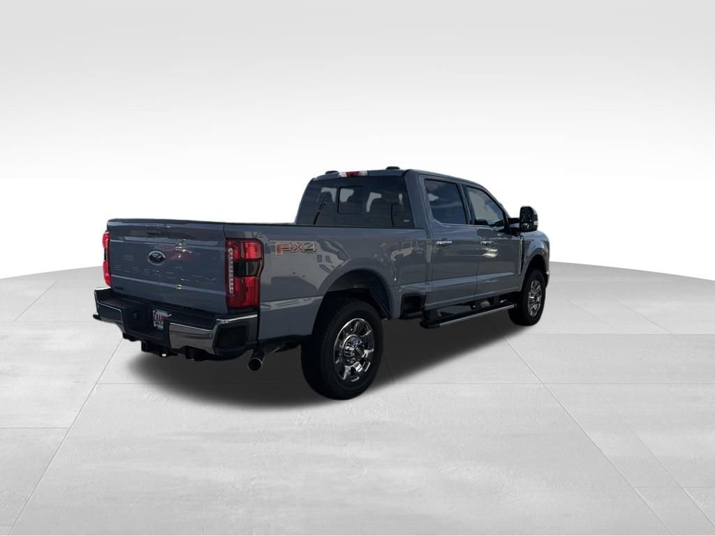 New 2026 Glacier Gray Metallic Tri-Coat Ford F-250® Lariat® image 17