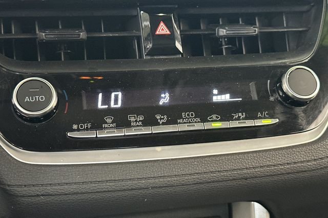 Certified Used 2025  Toyota LE image 25