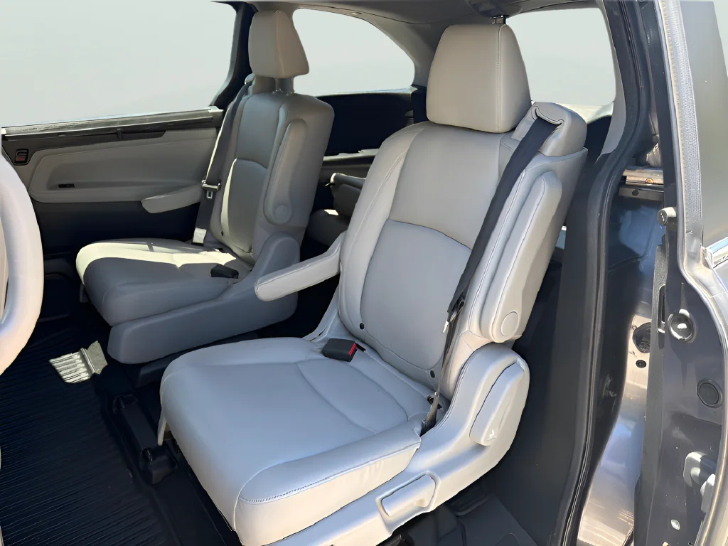 Used 2018  Honda EX-L image 31