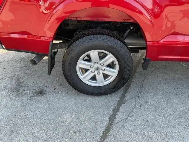 Used 2022 Red Ford XLT image 24