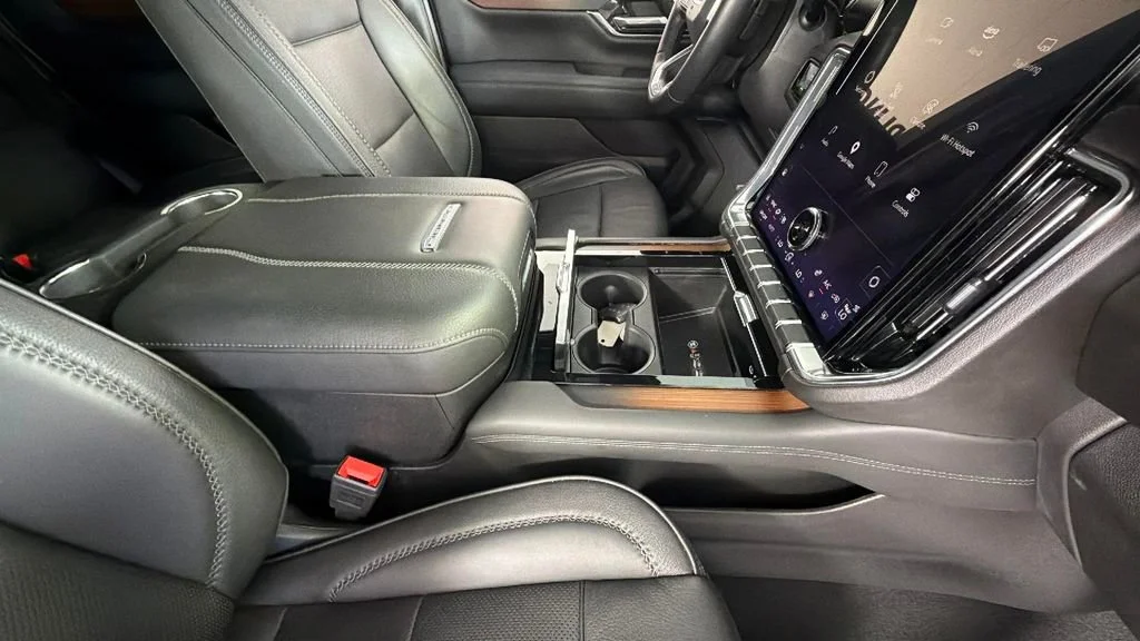 Certified Used 2025 Onyx Black GMC Denali image 37