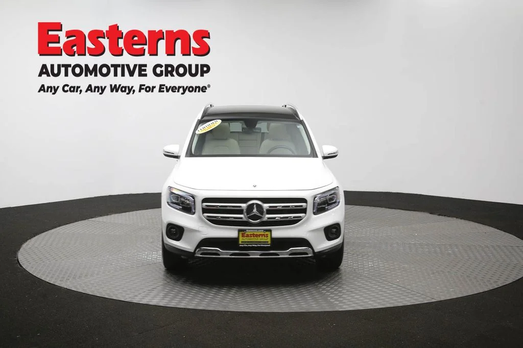 Used 2021 White Mercedes-Benz GLB 250 image 56