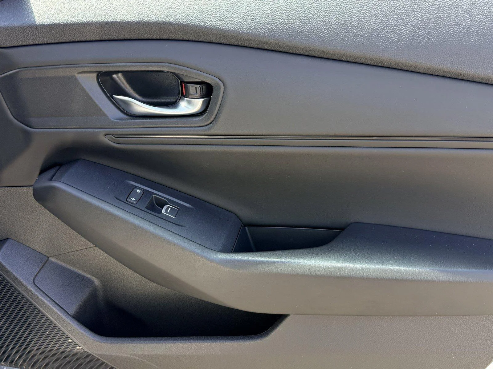 Used 2024  Honda EX image 9
