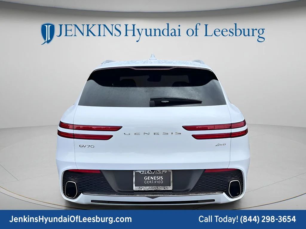 Used 2025 White Genesis 2.5T image 4