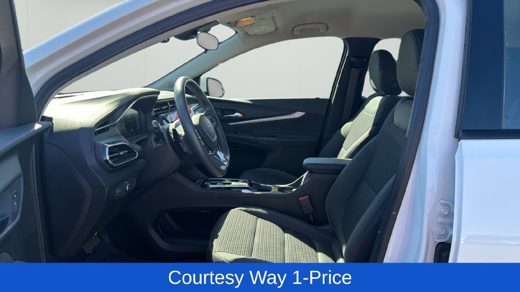Used 2023 White Chevrolet LT image 12
