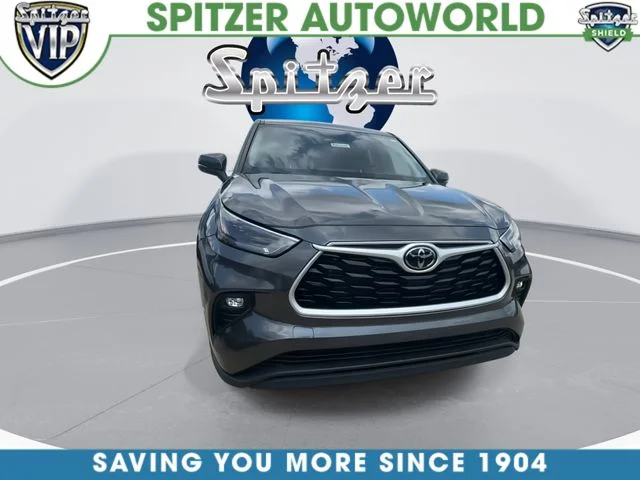 Used 2023 Gray Toyota LE image 3
