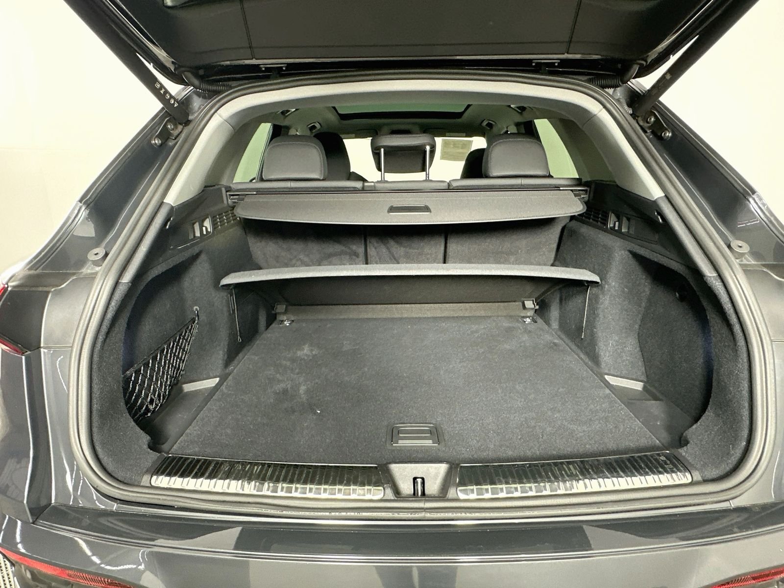 Used 2025 Gray Metallic Audi 2.0T Premium Plus Adaptive Cruise Vented Seats image 24