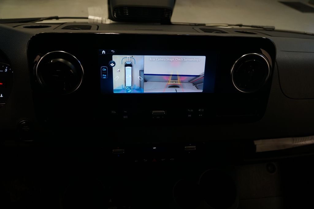 New 2026 Arctic White Mercedes-Benz Cargo 170 WB image 17