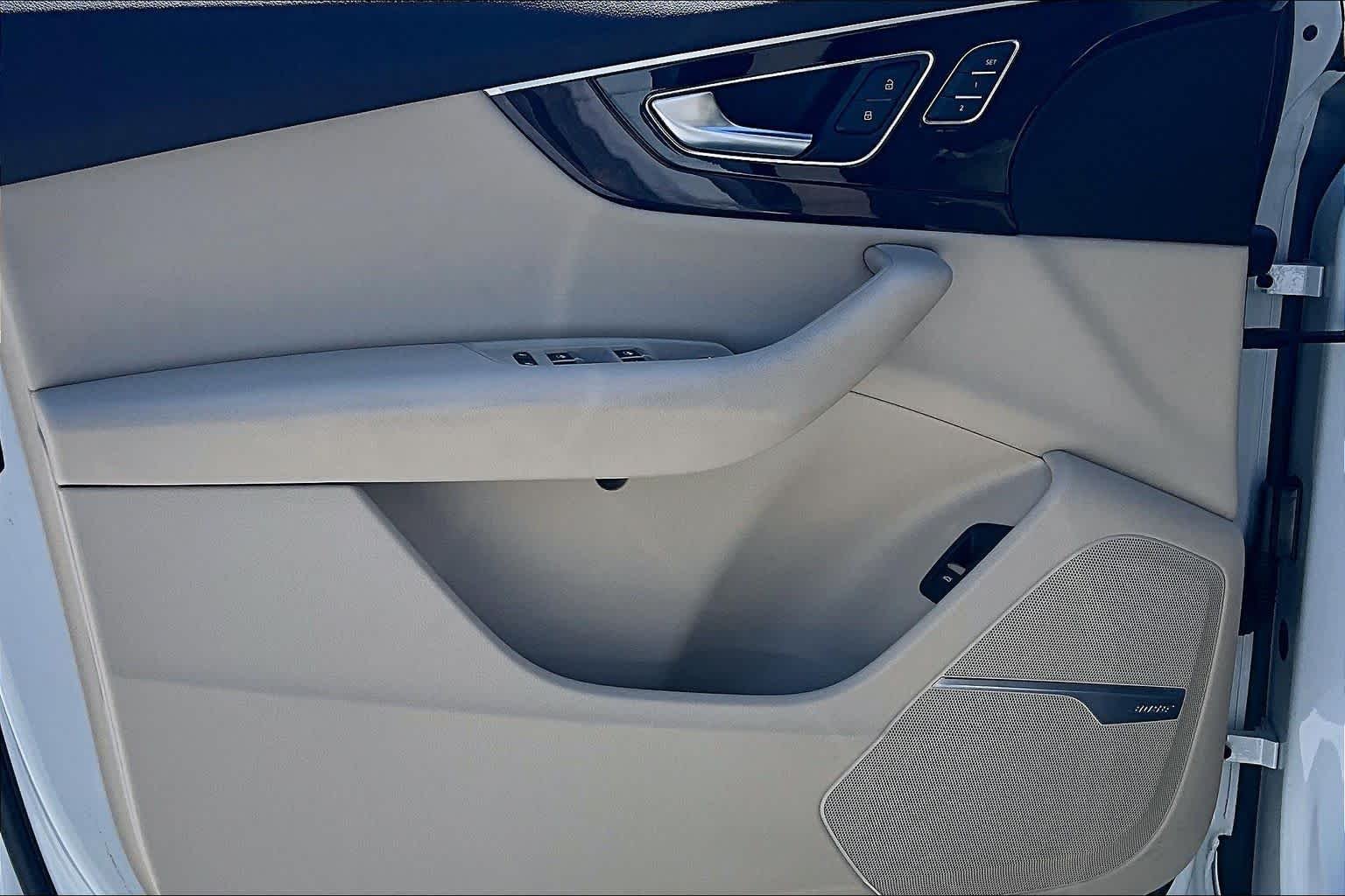 Used 2019 Carrara White Audi Prestige image 21
