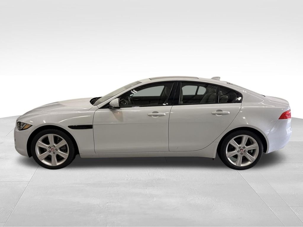 Used 2018 Jaguar XE Prestige with VIN SAJAK4FX0JCP35153 for sale in Golden Valley, Minnesota