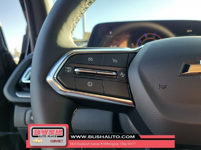 New 2027 Mosaic Black Metallic Chevrolet LT image 23