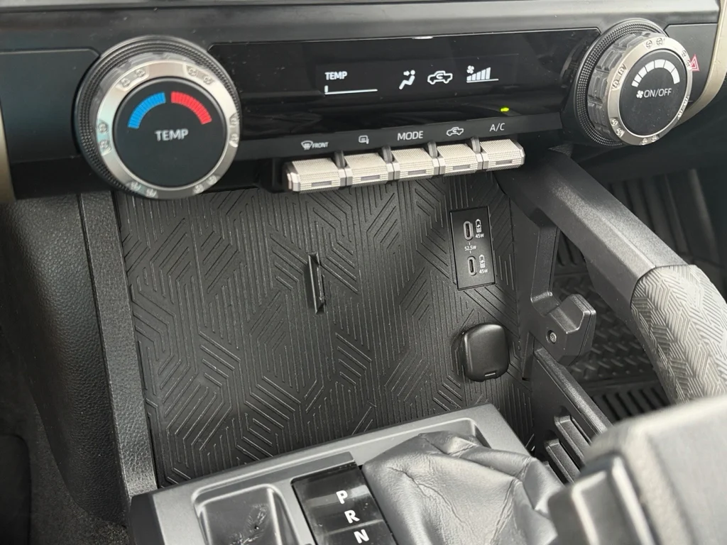 Used 2024 Ice Cap Toyota SR image 24