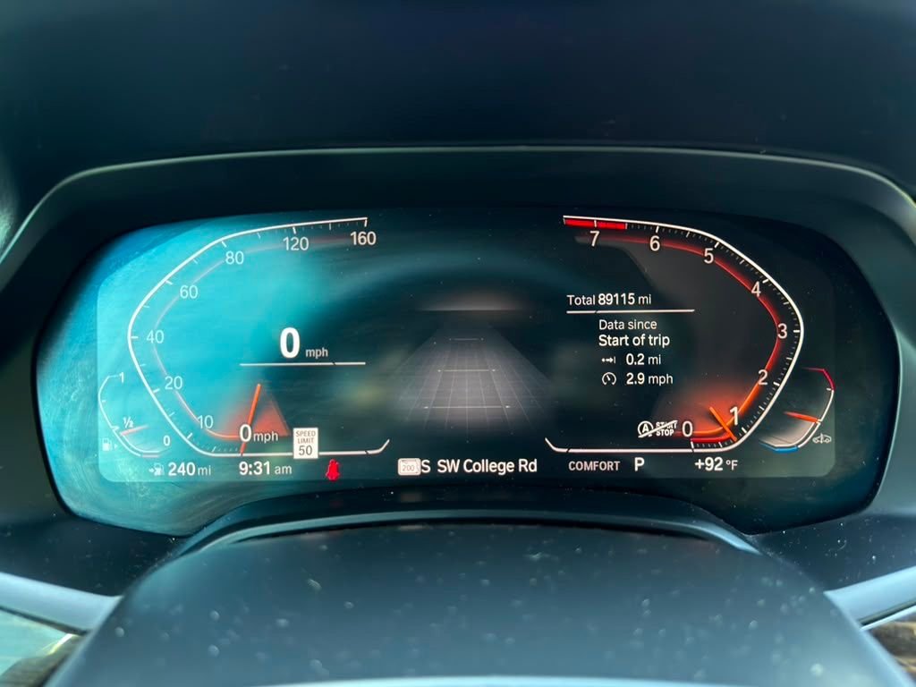 Used 2020 Black BMW xDrive40i image 16
