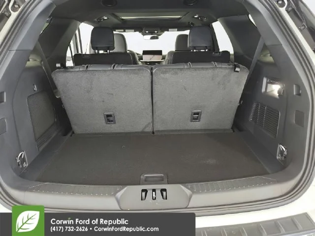 New 2026 Star White Metallic Tri-Coat Ford Tremor® image 61
