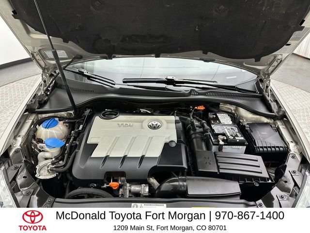 Used 2013 Silver Volkswagen 2.0L TDI image 25