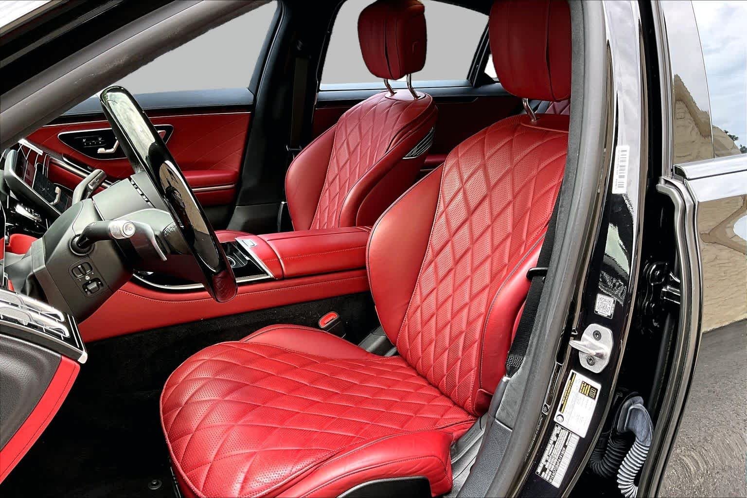 Used 2023 Obsidian Black Mercedes-Benz S 580 image 8