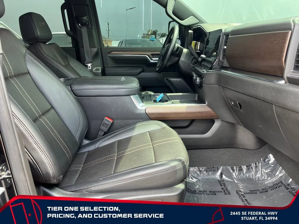 Used 2024 Black Chevrolet High Country image 19