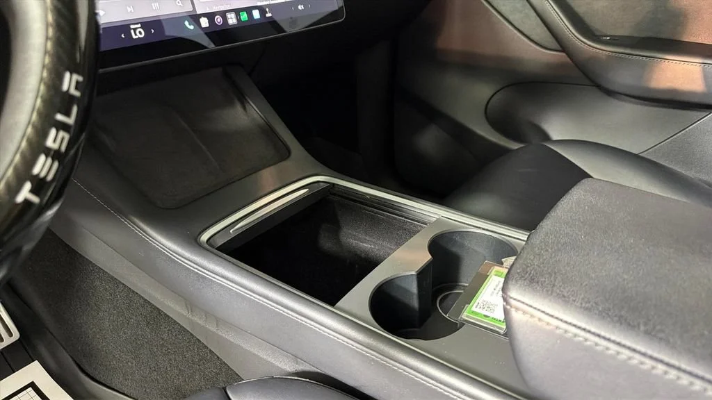 Used 2021 Black Tesla Performance Dual Motor All-Wheel Drive image 23