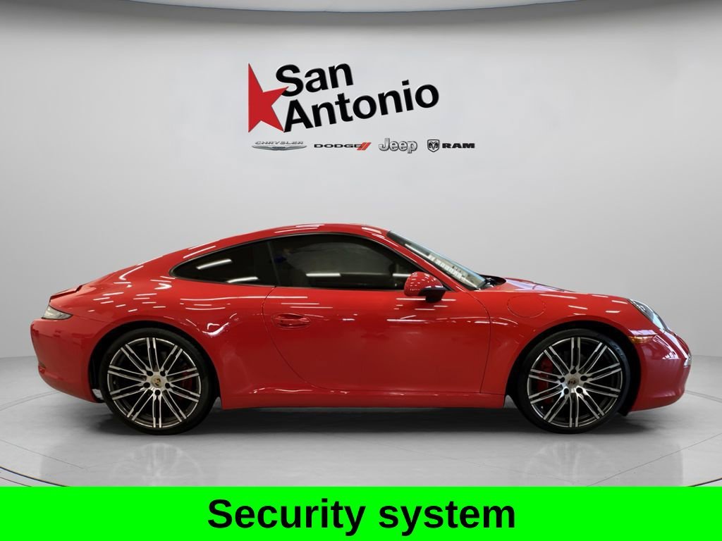 Used 2015  Porsche Carrera S image 16