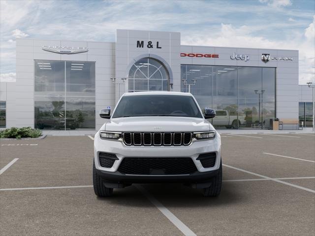 New 2025 Bright White Clear-Coat Exterior Paint Jeep Laredo image 52