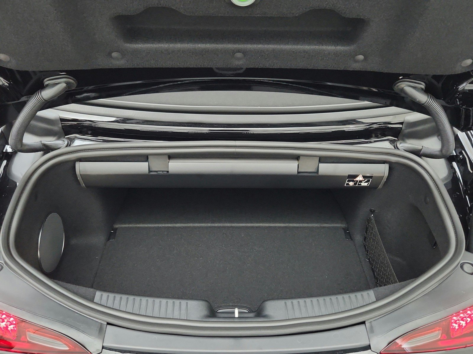New 2027 Obsidian Black Metallic Mercedes-Benz AMG® SL 63 Roadster image 25