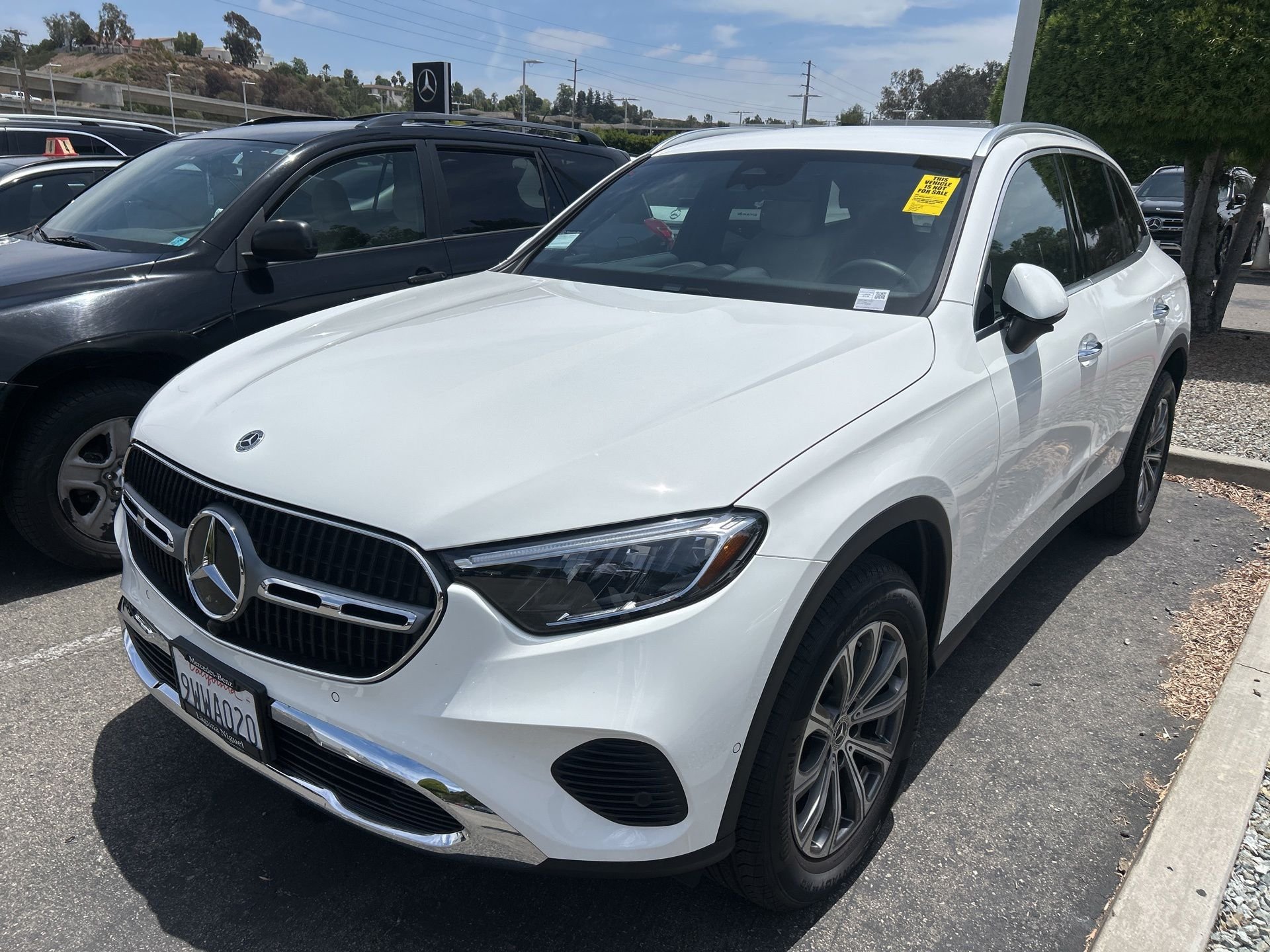 Certified Used 2026 White Mercedes-Benz GLC 300 image 1