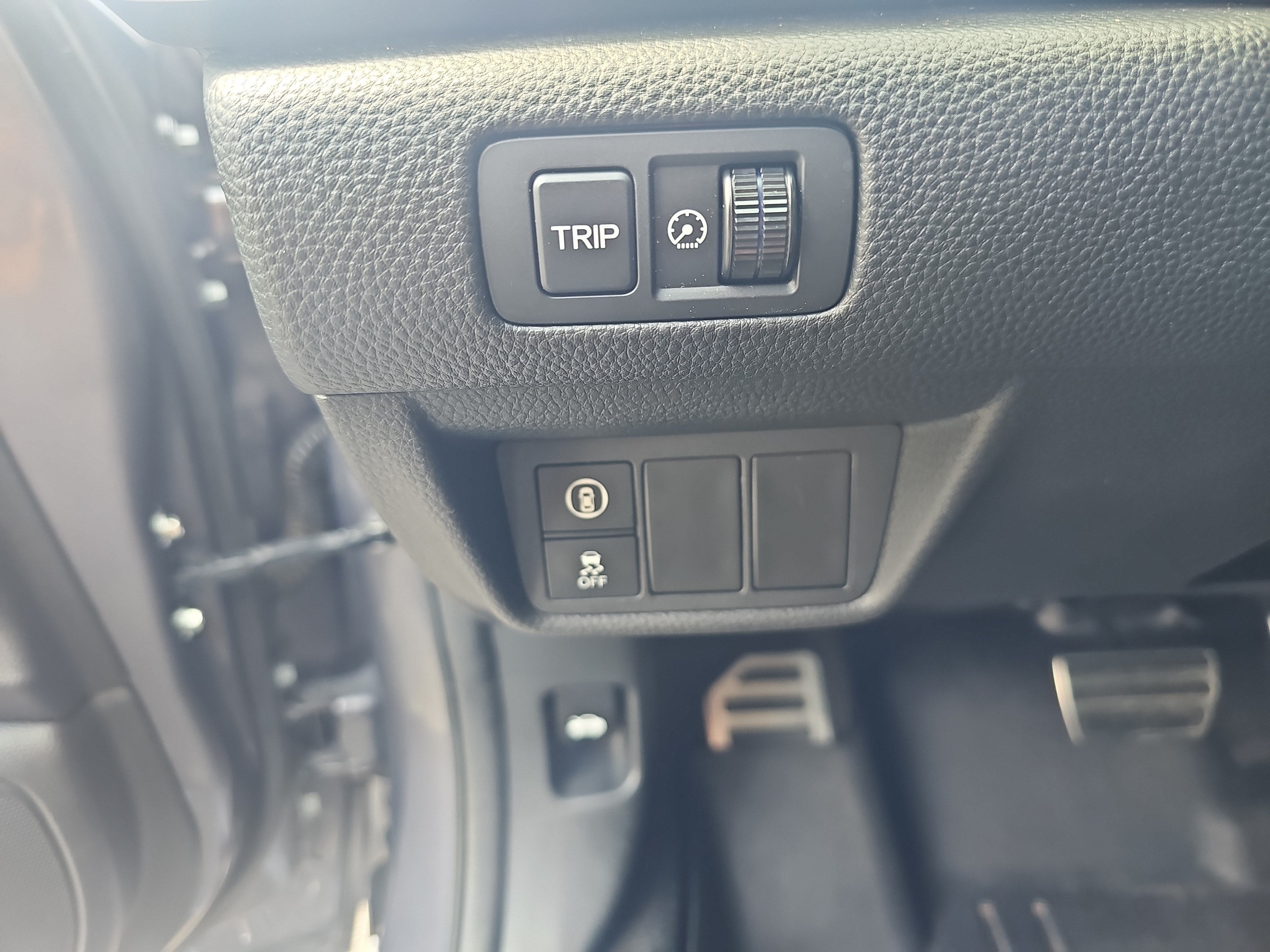 Used 2018 Modern Steel Metallic Honda Sport 1.5T image 12