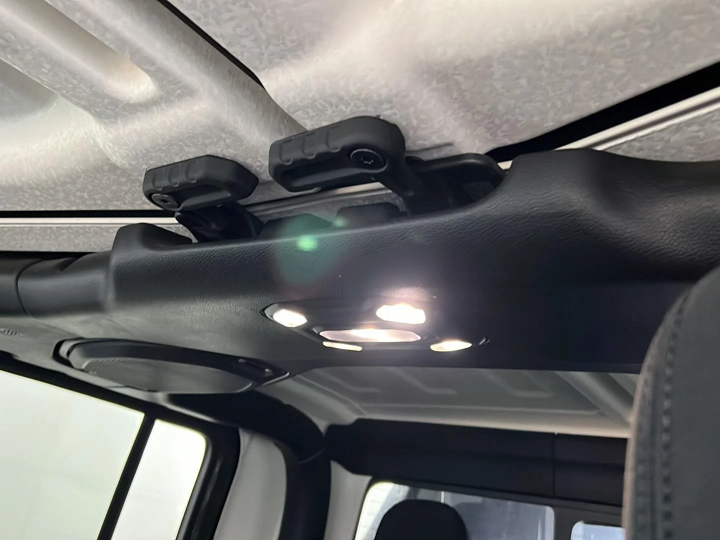 Used 2023 Sarge Green Clearcoat Jeep Mojave image 11