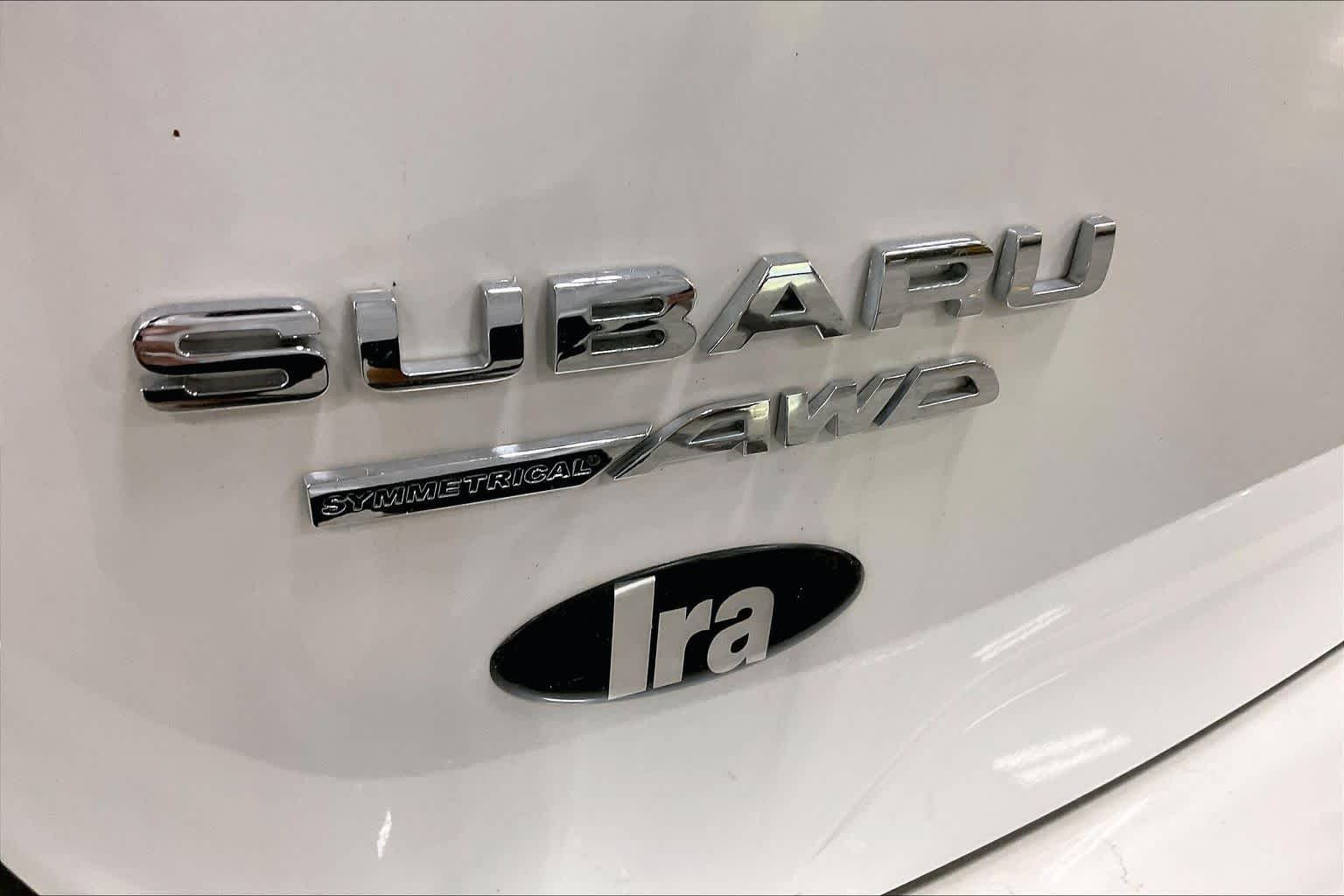 Used 2020 Crystal White Pearl Subaru  image 30