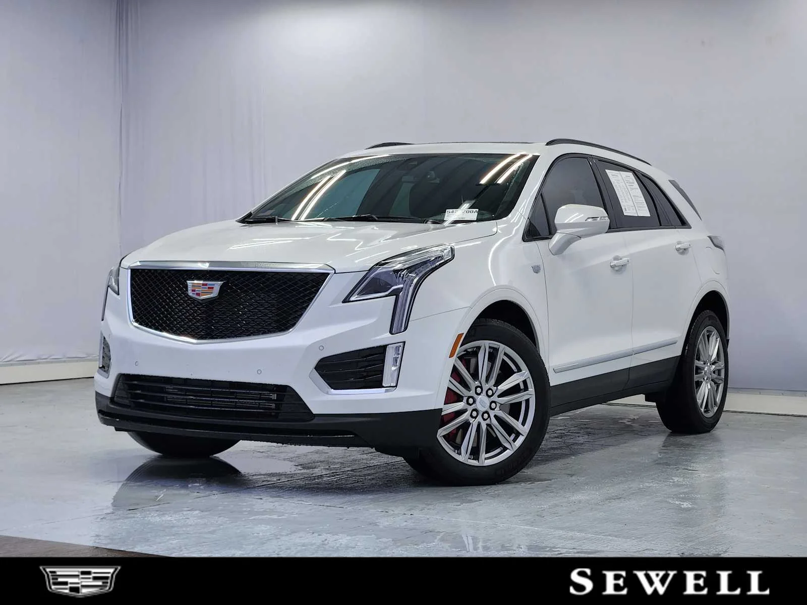 2023 Cadillac XT5 AWD Sport's photo