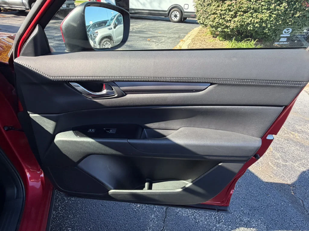 2025 Mazda CX-5 S Preferred package - Photo 20