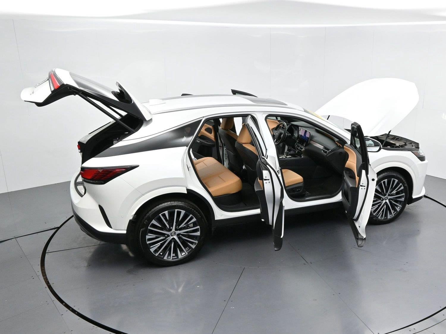Used 2025 White Lexus RX 350 image 45