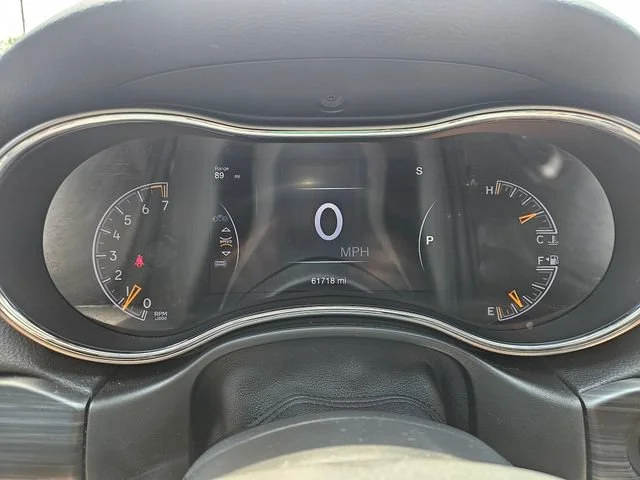 Used 2021 Gray Jeep Laredo X image 15