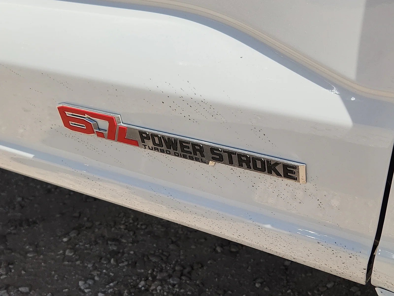 New 2027 Oxford White Ford XLT image 11